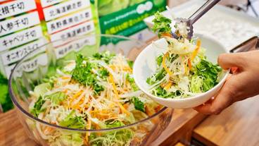 朝食スペース / 9