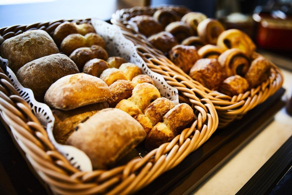 朝食ビュッフェ パン