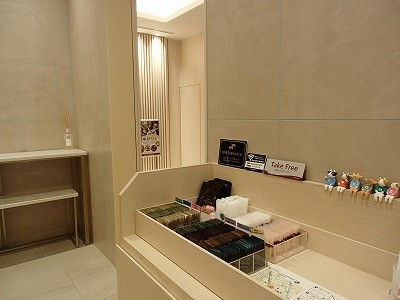 チェックイン フロアに置いてあります