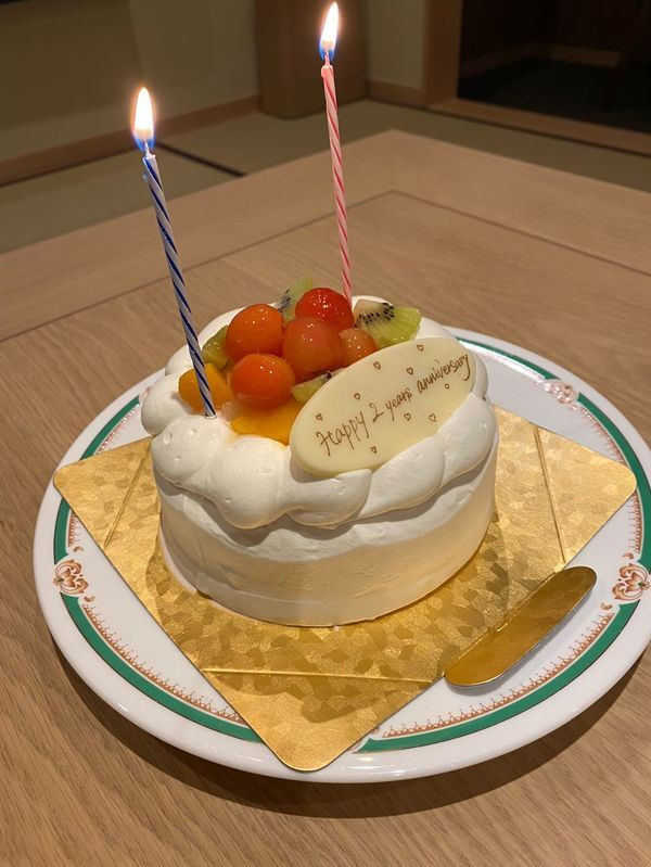 ホールケーキ(4号)は追加オプションで付けることができる / 5