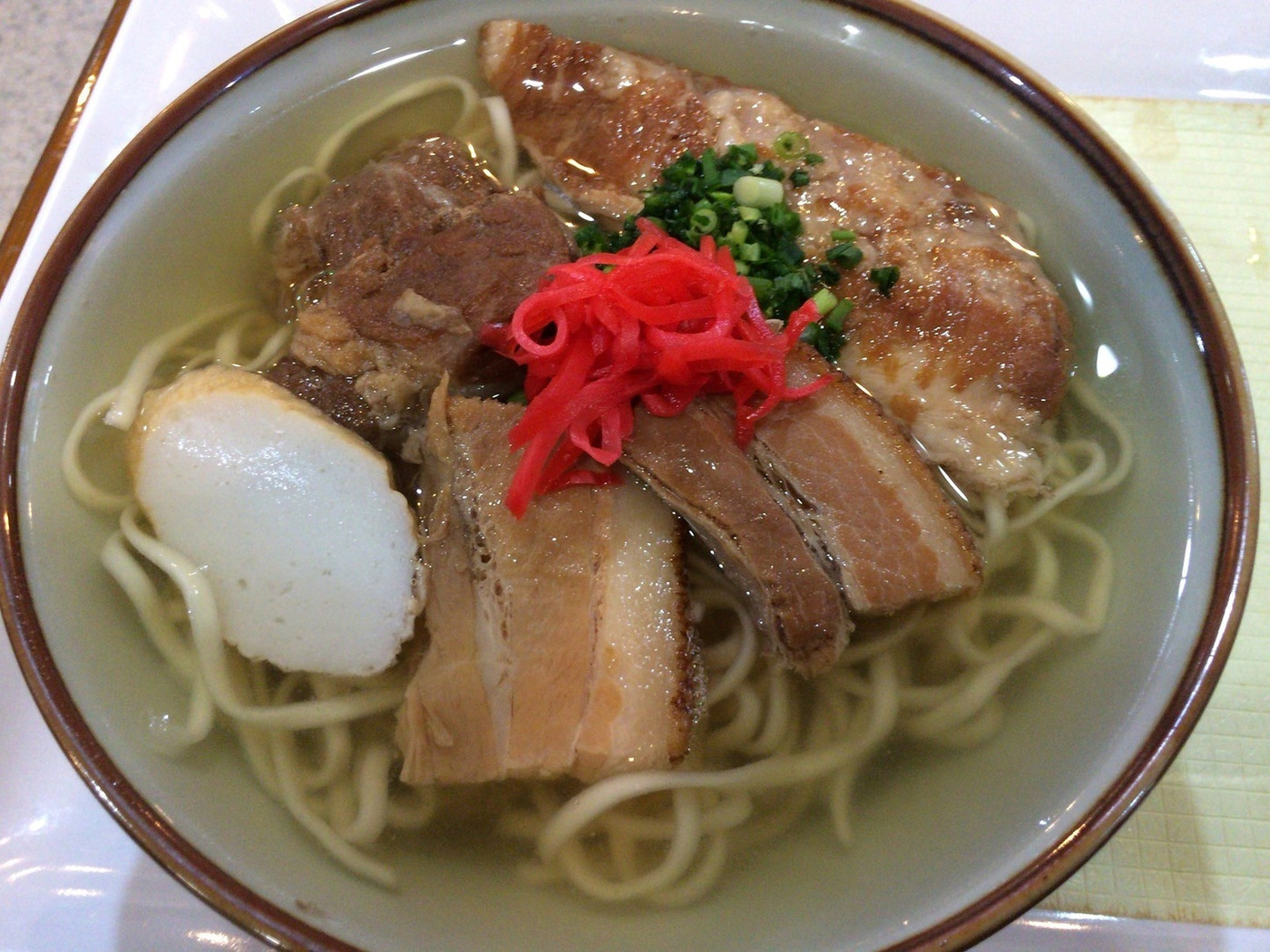 「けんぱーのすばやー」料理 867701 けんぱーすば(大)