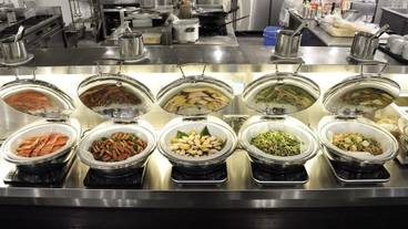 食事・飲み物 / 8