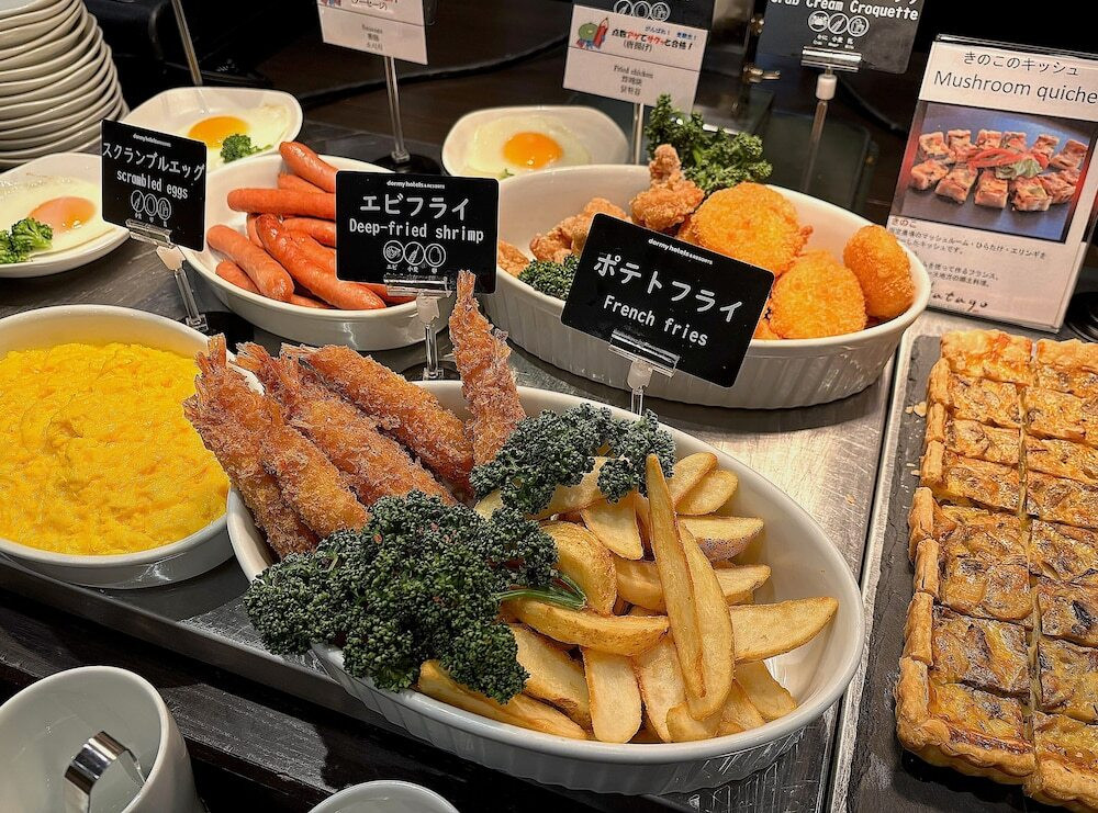 朝食