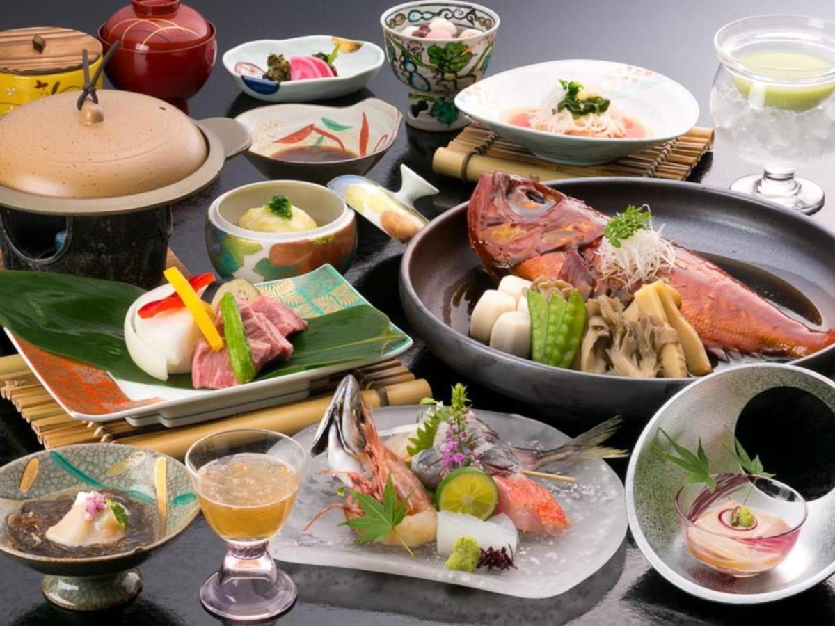 目にも鮮やか！ 工夫が詰まった創作和食会席3930556