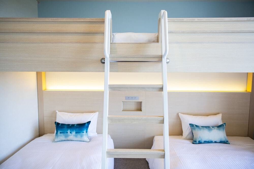 スタンダードファミリールーム 階段