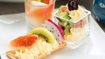 食事・飲み物 / 1