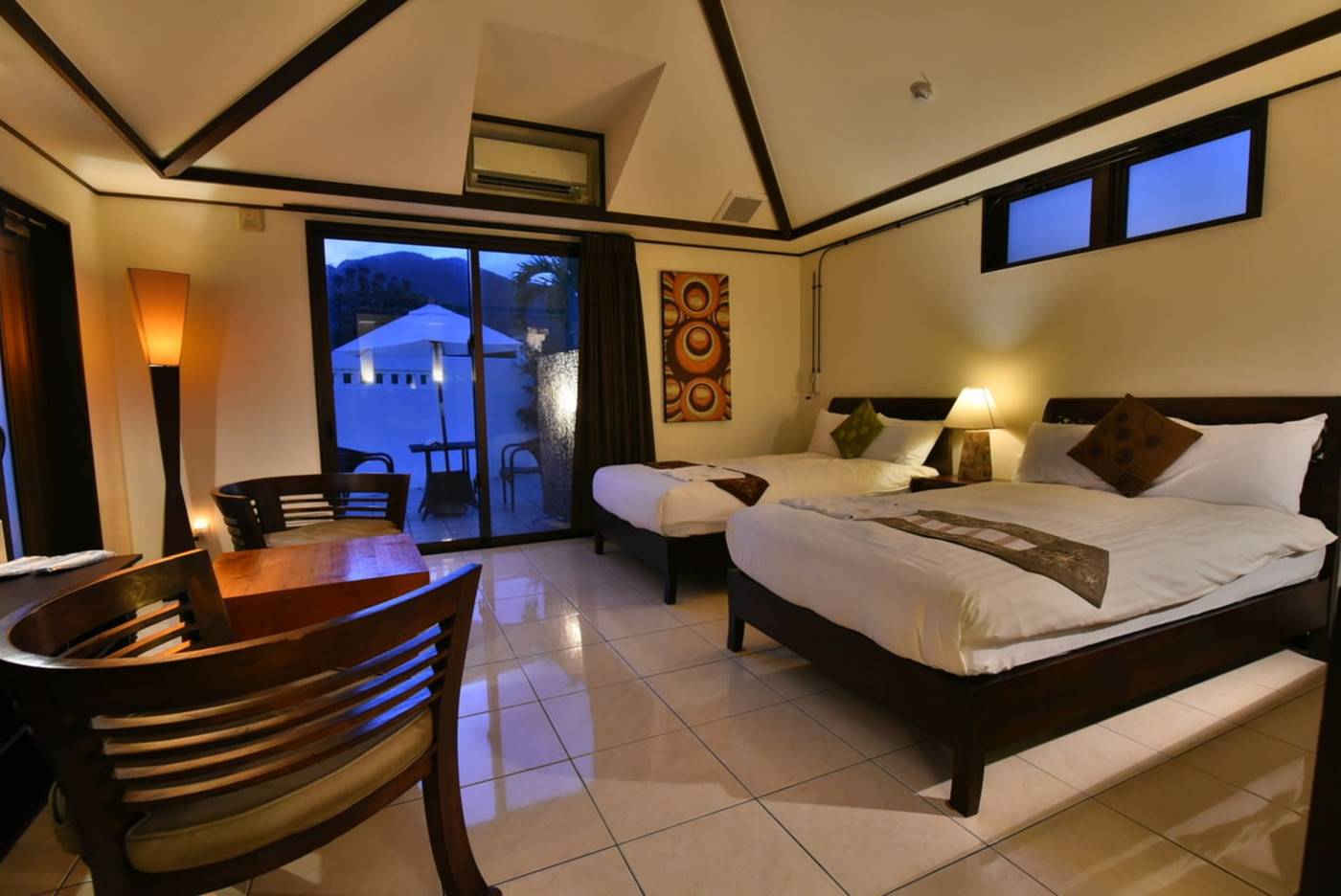 バリテイストの客室が素敵！グランピングバーベキューが楽しめるリゾート3655978