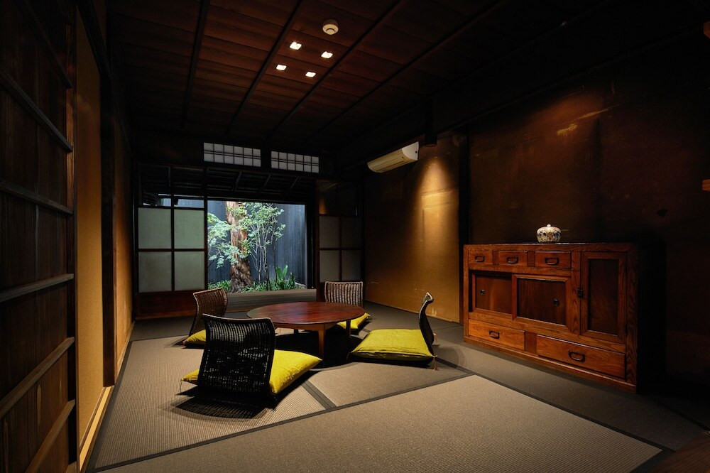 リビング エリア