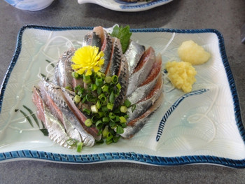 「焼蛤 浜茶屋 向島」料理 1154961 イワシ刺し750円