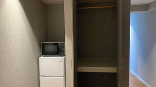 シティ 4 人部屋