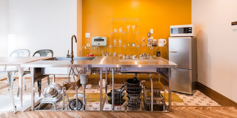 客室内のダイニングエリア