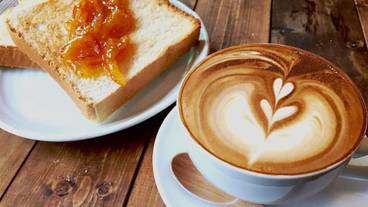 食事・飲み物 / 3