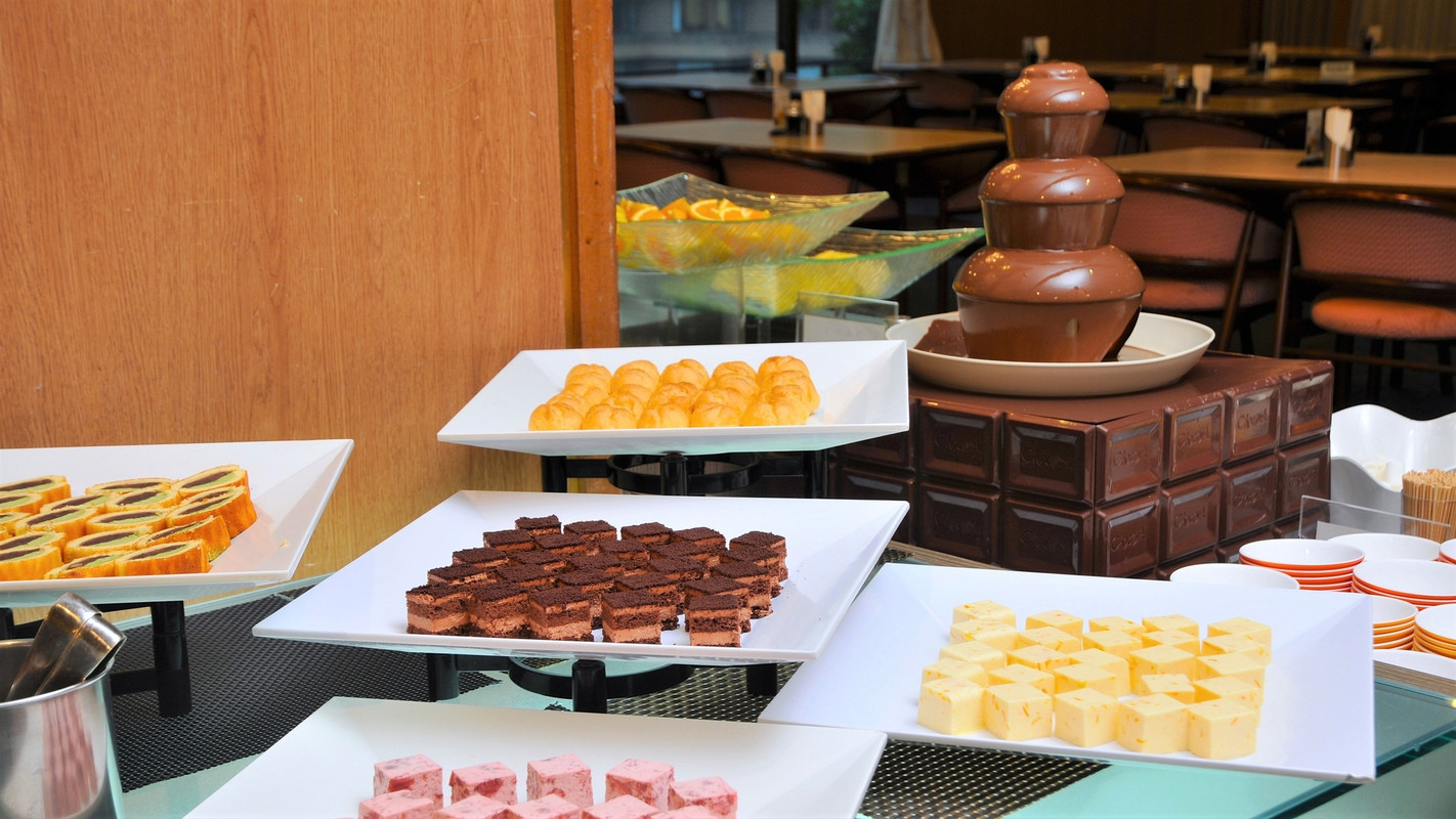 夕食バイキング例②