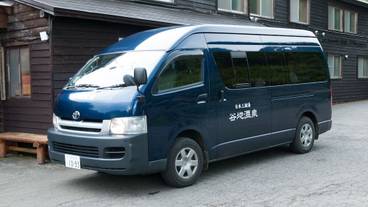 市街地へのシャトル サービス / 13