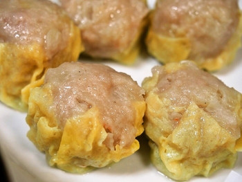 「一芳亭 船場店」料理 628054 えび天 定食（しゅうまい）