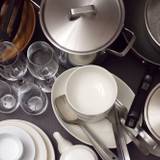 カトラリー、レンジ、冷蔵庫完備 / 5