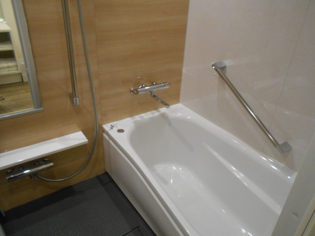 分離式バストイレ