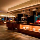 ビュッフェ会場① / 3