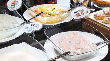 食事・飲み物 / 3