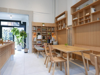 「カイカドウ カフェ」 内観 53049466 