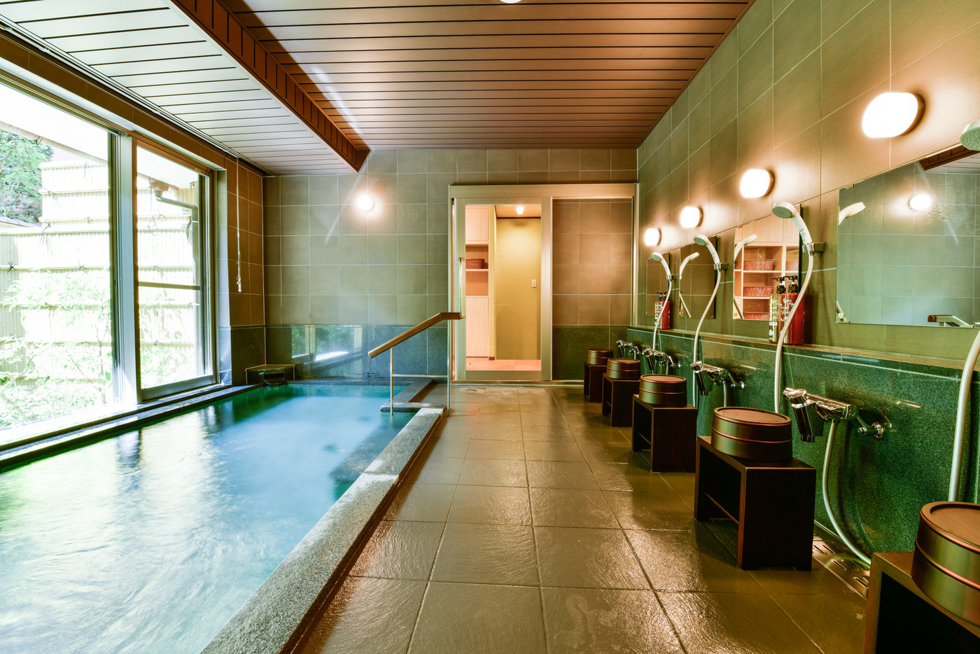 ハートの障子戸はSNS映え必須♡利き酒師＆ソムリエ厳選のお酒も楽しめる3918567