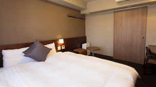 クイーンルーム 禁煙 (17.2平米)