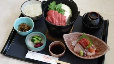 食事・飲み物 / 1