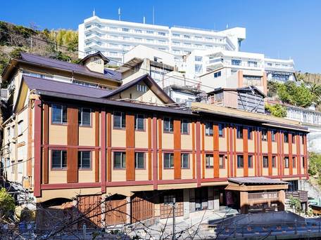 六つの貸切風呂を湯めぐり ふたりの湯宿 湯花満開 / 3