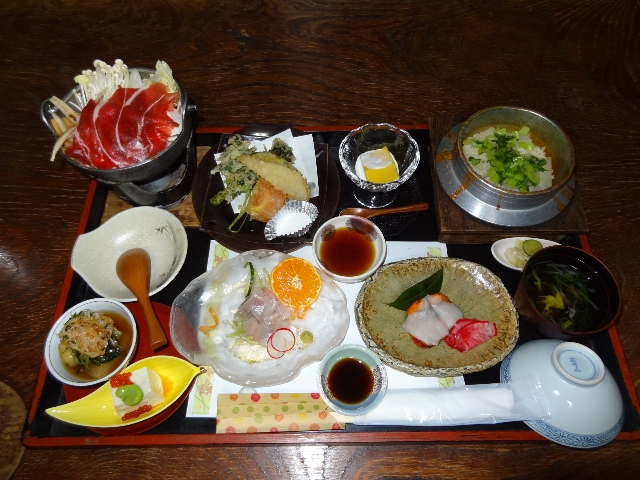 日本料理やイタリアンで里山の恵みを味わう4059173