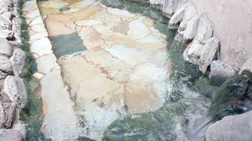 屋内スパ浴槽 / 3