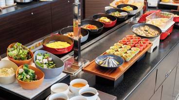 朝食ビュッフェ / 4