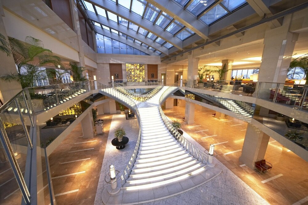 天然温泉と高層階の客室で贅沢ステイを♡3996390