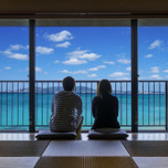 カップルでリラックス沖縄の旅。解放感に満ちた「名嘉真荘」