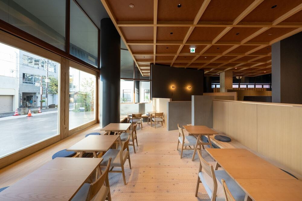 ロビーラウンジ