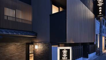 施設の入り口 / 9