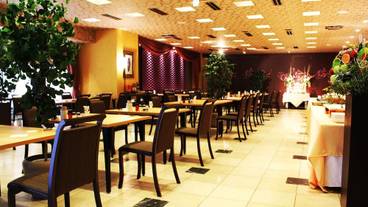 朝食スペース / 6