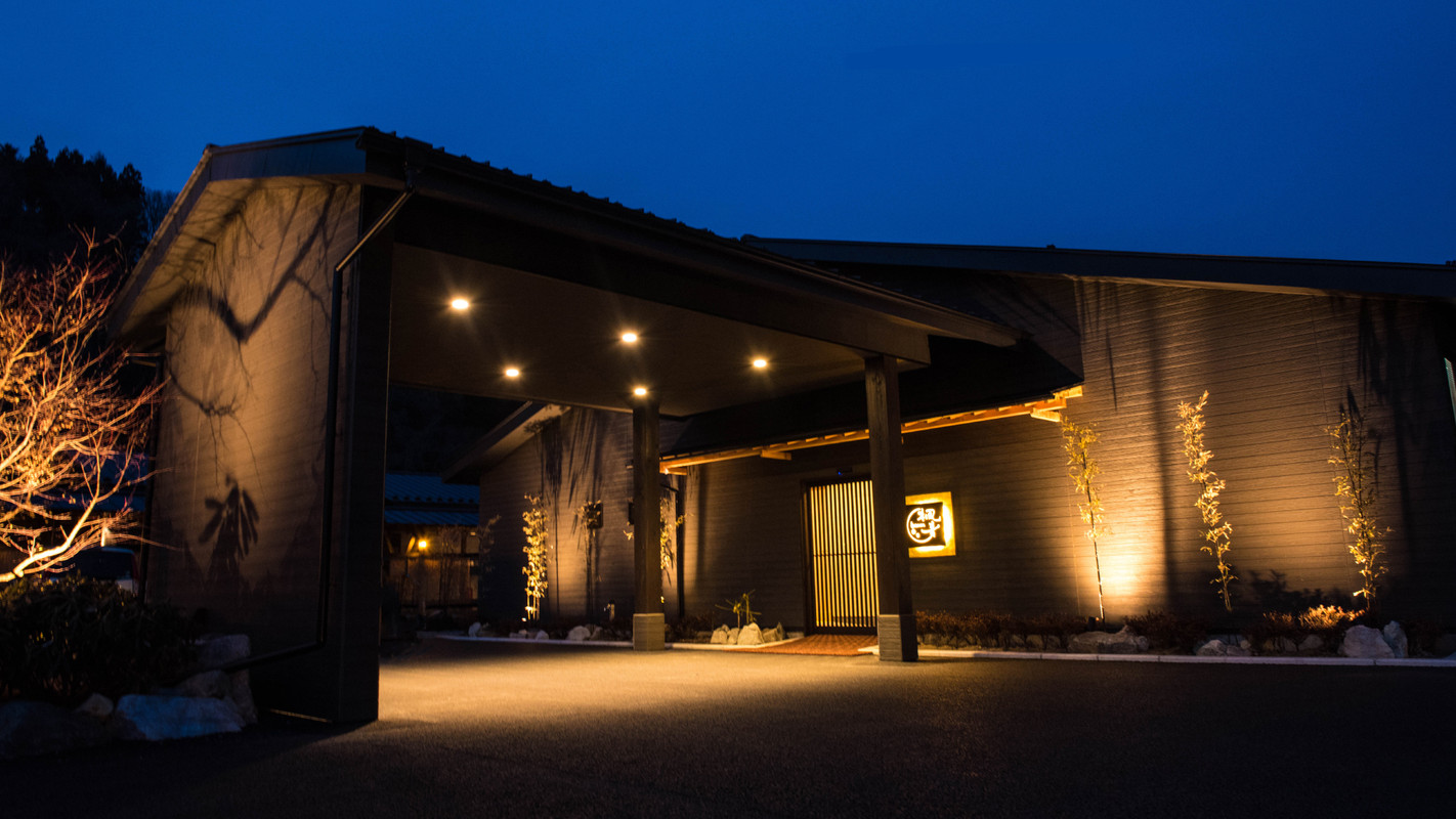 エントランス 夕景