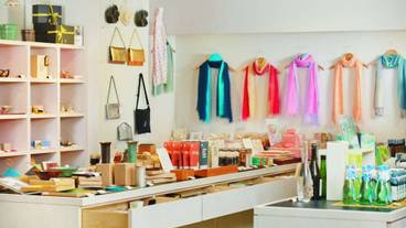 ギフト ショップ / 32