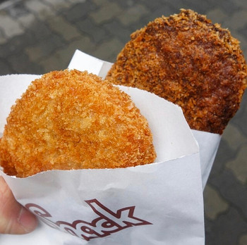 「竹中肉店」 料理 117637326 コロッケ 130円
ミンチカツ 250円
