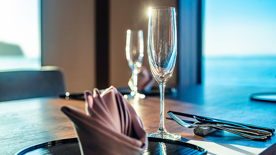 SNS映えより思い出映えするホテルなら、2人の距離も縮まる3399923