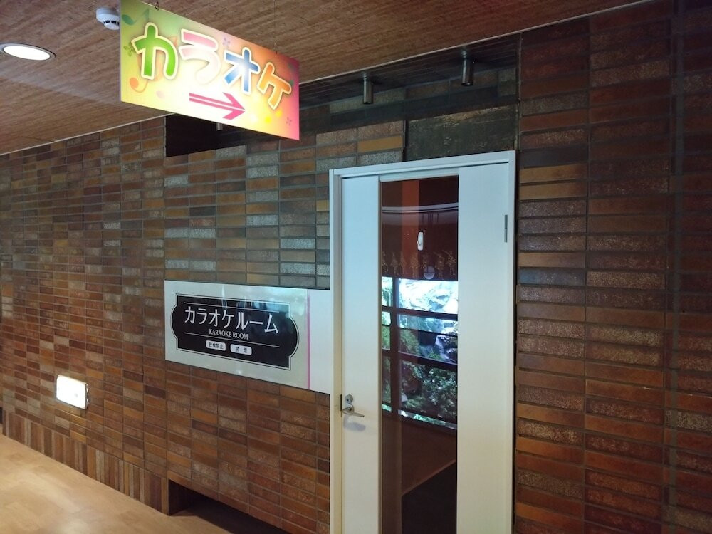 カラオケ ルーム