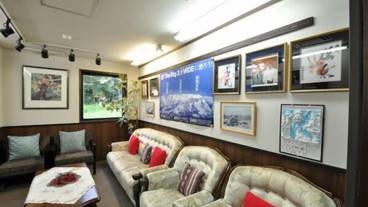 エグゼクティブ ラウンジ / 6