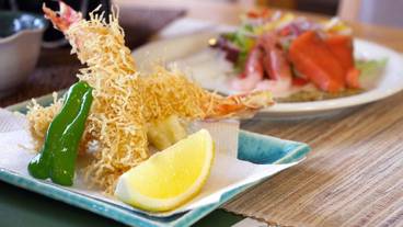 食事・飲み物 / 6