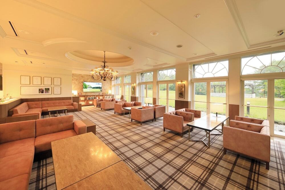 ロビーラウンジ