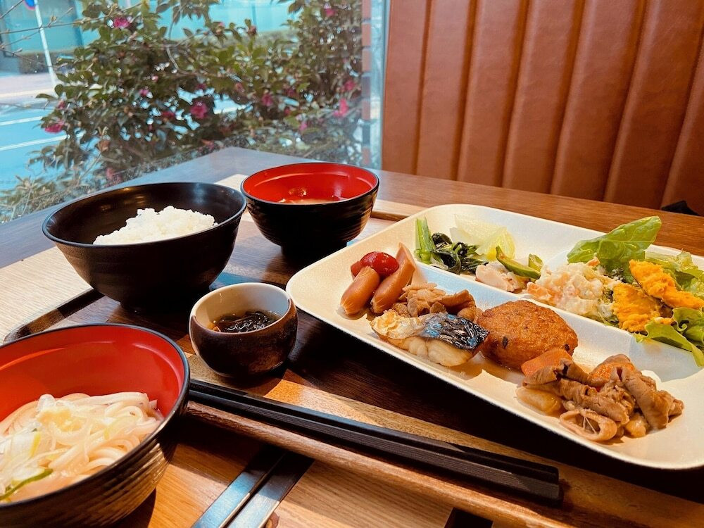 朝食