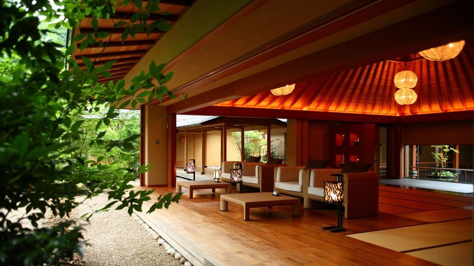 コンセプトは“湯治モダン”。素足で過ごせる畳敷の宿3464528