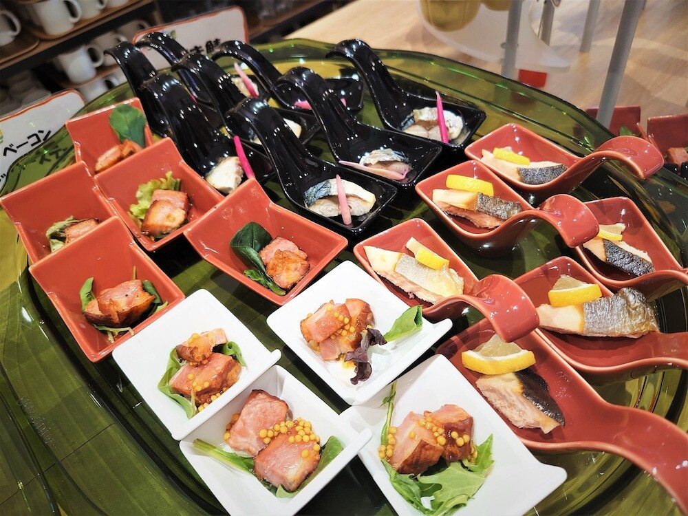 朝食ビュッフェ