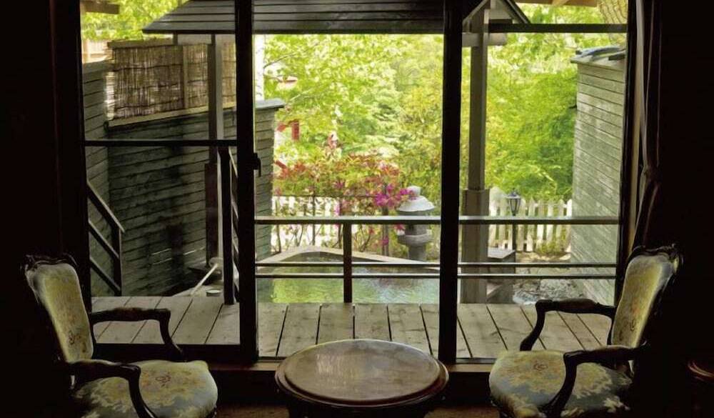 客室露天風呂の例 / 3