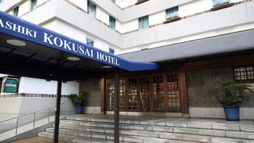 施設の入り口 / 17