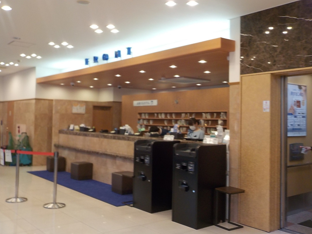 ホテルフロントです。